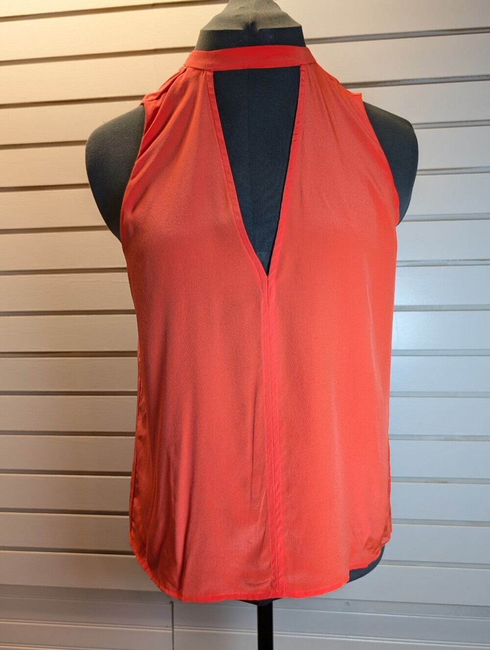 A.L.C. 100% Silk Keyhole V-Neck Tank Small EUC